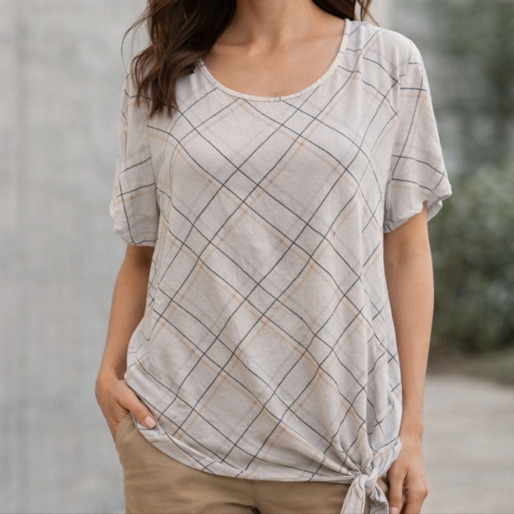 LC Lauren Conrad Plaid Short Sleeve Top - Cream and Black